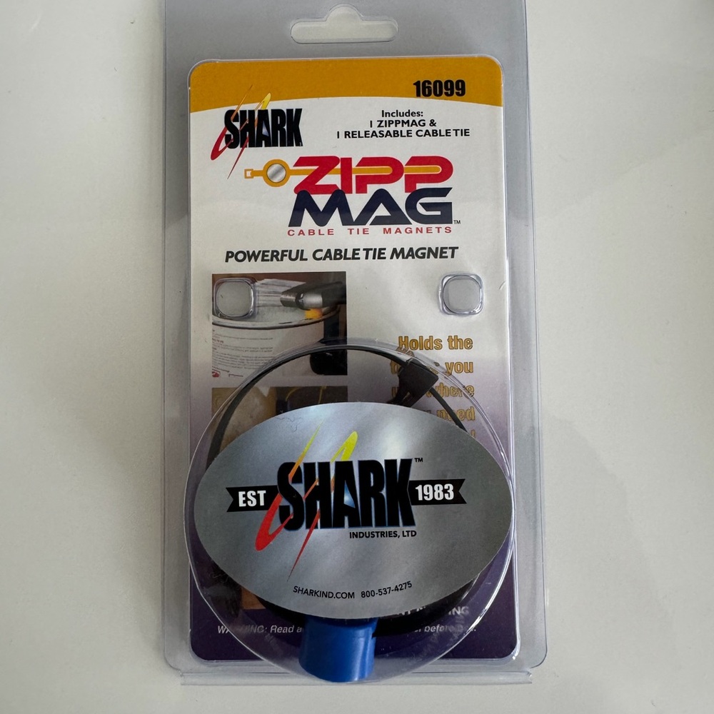 Shark Cable Tie Magnet - Black